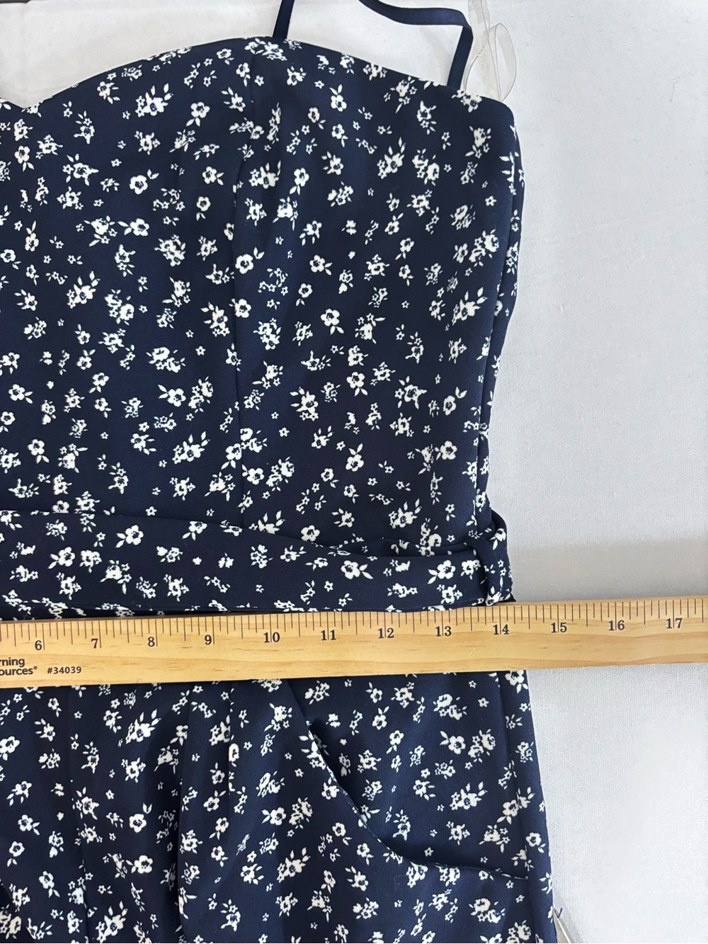Emerald Sundae Large Navy Floral Jumpsuit Tie Waist Cropped Wide Leg Pockets - Picture 13 of 16